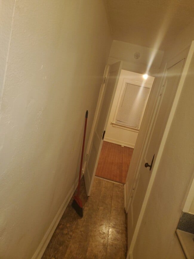 Building Photo - 2142-2144 Garfield Drive