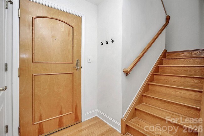 Building Photo - 401 N Church St