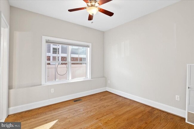 Building Photo - 902 Ramsey St