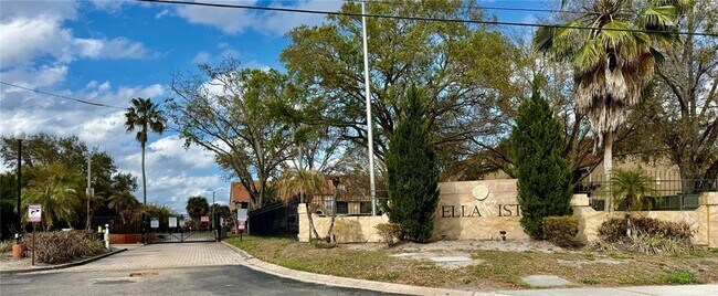 Building Photo - 441 Fountainhead Cir