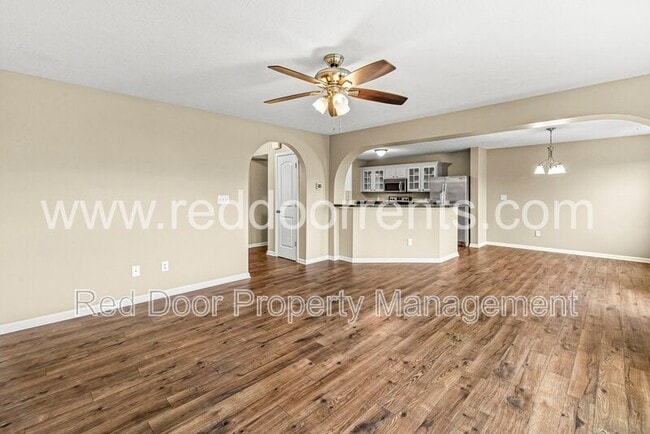 Building Photo - 6114 Pebblebrooke Rd