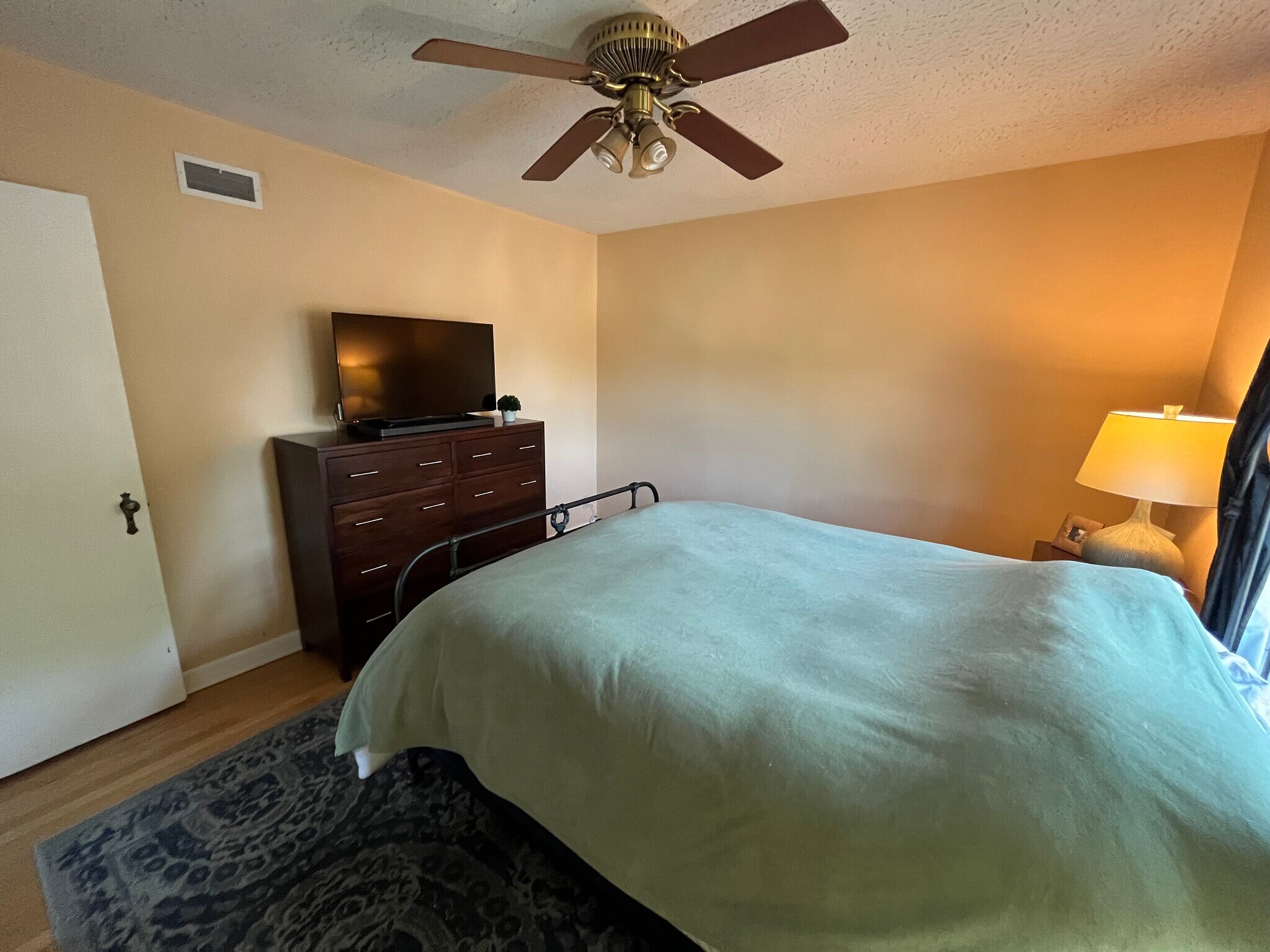 Bedroom 2 - 3508 S Pine Ave