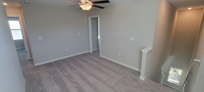 Building Photo - 4213 Romano Busciglio St