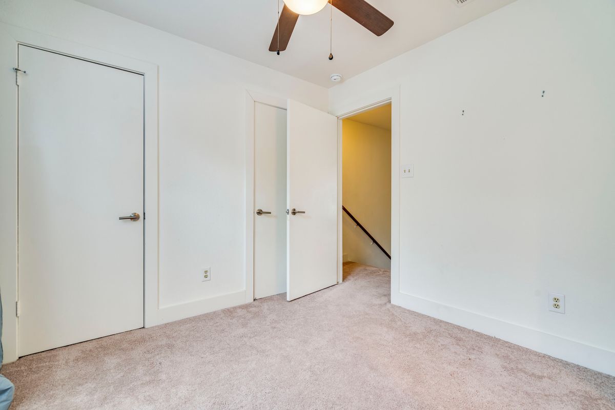 Building Photo - 6901 Old Quarry Ln