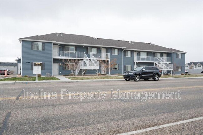 Building Photo - 1389 Northfield Rd