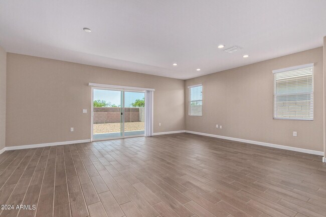 Building Photo - 36640 N Asturian Vly Wy