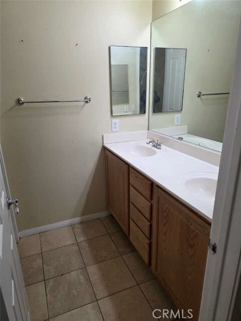 Building Photo - 1656 Golden Way