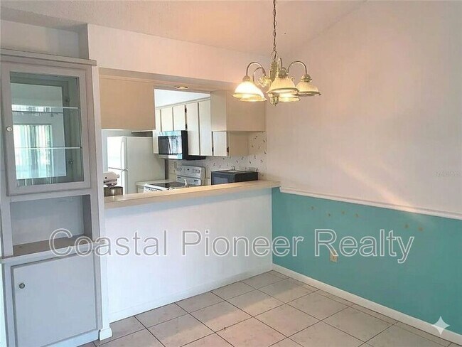 Building Photo - 6424 SPRING FLOWER Dr
