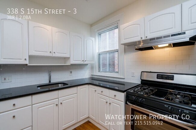 Building Photo - 338 S 15th St