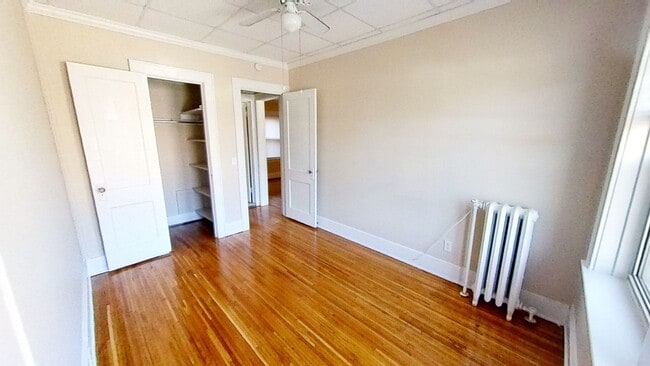 Building Photo - 1615-1625 East Ave Unit-103