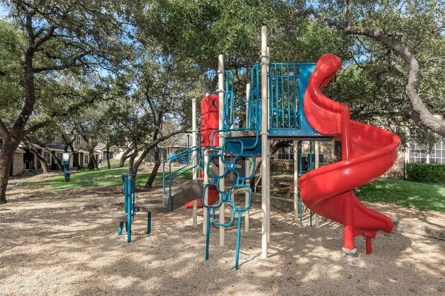 Building Photo - 1297 W Loop 1604 N