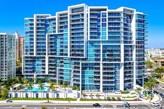 Building Photo - 1155 N Gulfstream Ave