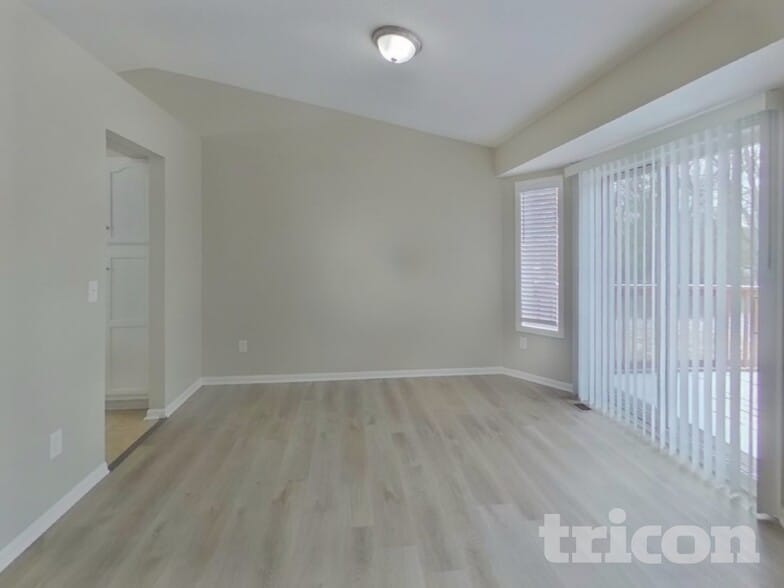 Building Photo - 14098 Yosemite Ave S