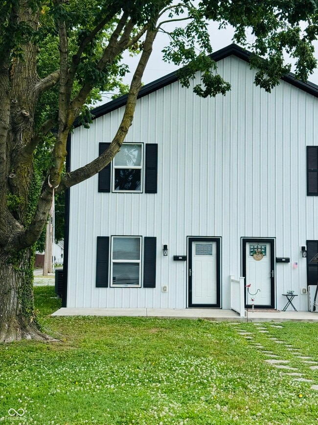 Building Photo - 120 E Harrison St