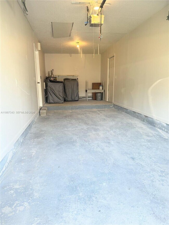 Building Photo - 8160 SW 6th St