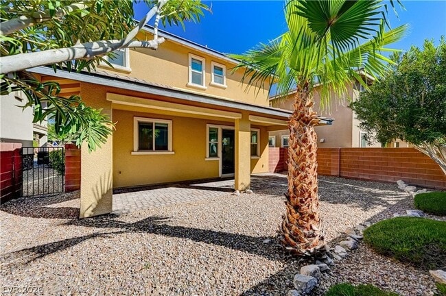 Building Photo - 10679 Country Knoll Way