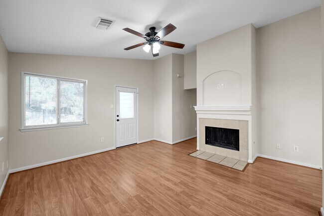 Building Photo - 32111 Willow Creek Park