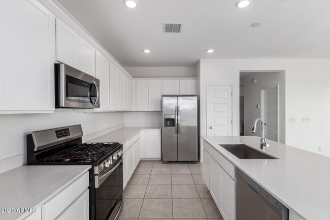 Building Photo - 20267 W Morning Glory St