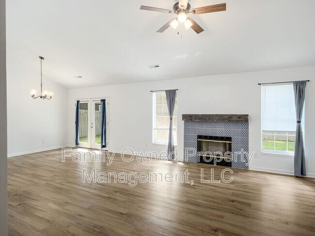 Building Photo - 147 Danzid Dr