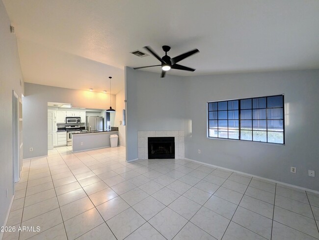 Building Photo - 1222 W Baseline Rd