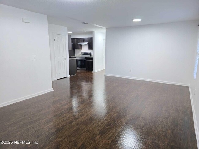 Building Photo - 9124 Adams Ave