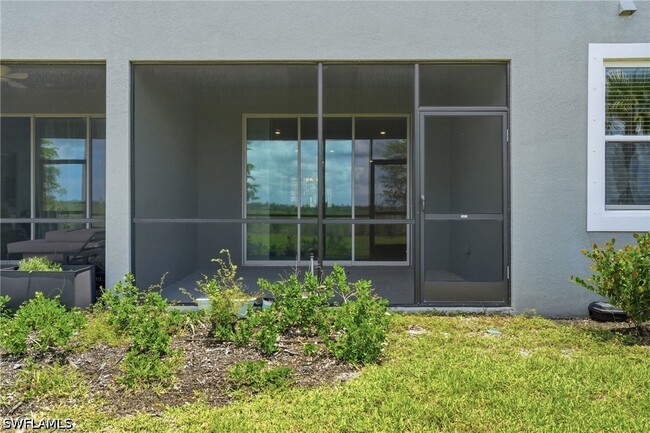 Building Photo - 11841 Venetian Lagoon Dr