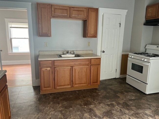 Building Photo - Polonia6908