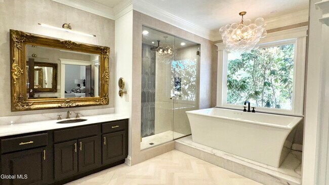 Building Photo - 9 Oakbrook Blvd