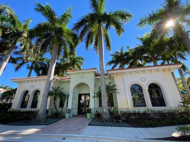 Building Photo - 4930 NW 15th Ave