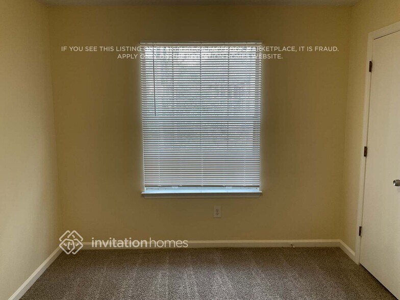 Building Photo - 2990 Trotters Pointe Dr