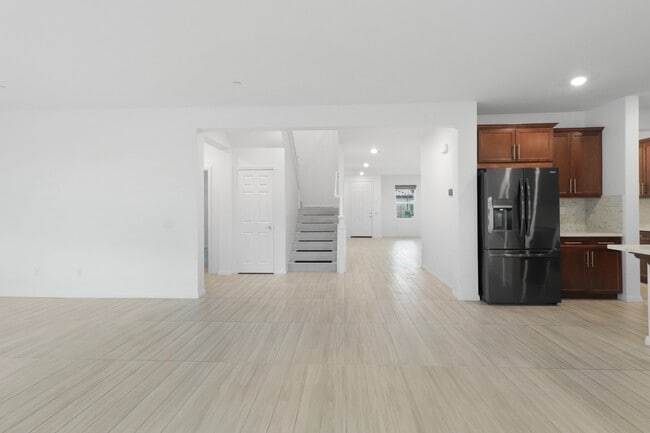 Building Photo - 3511 Pear Ct