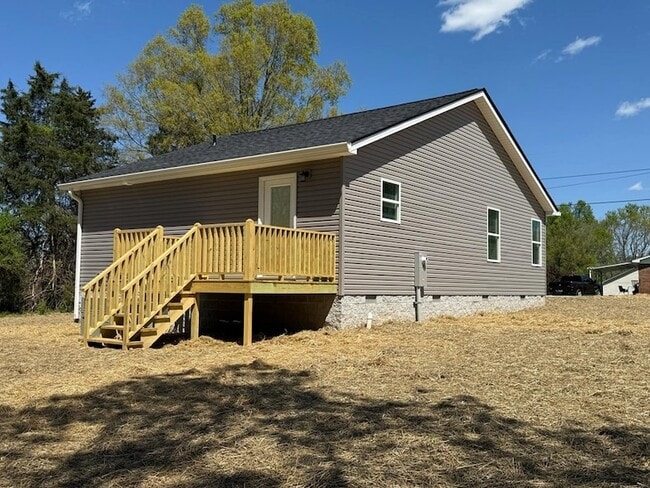 Building Photo - 949 Indian Hills Rd