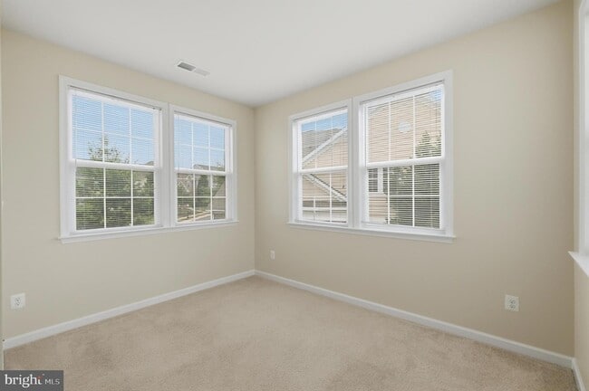 Building Photo - 20920 Ashburn Heights Dr