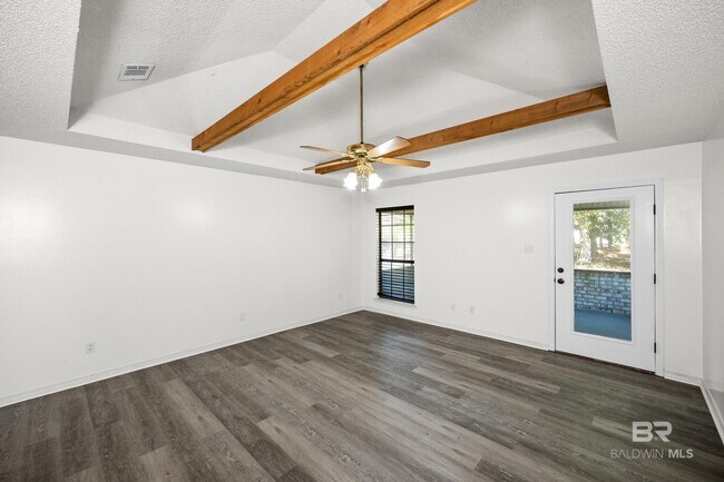 Building Photo - 2776 Santa Rosa Cir