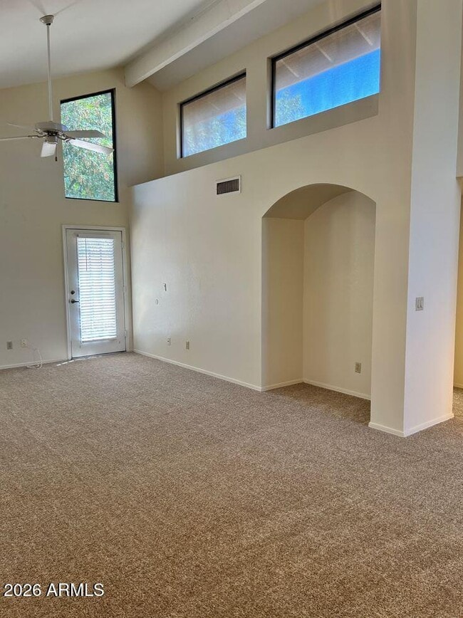 Building Photo - 2363 W Comstock Dr