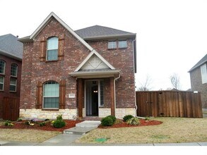 Building Photo - 3532 Pillar Dr