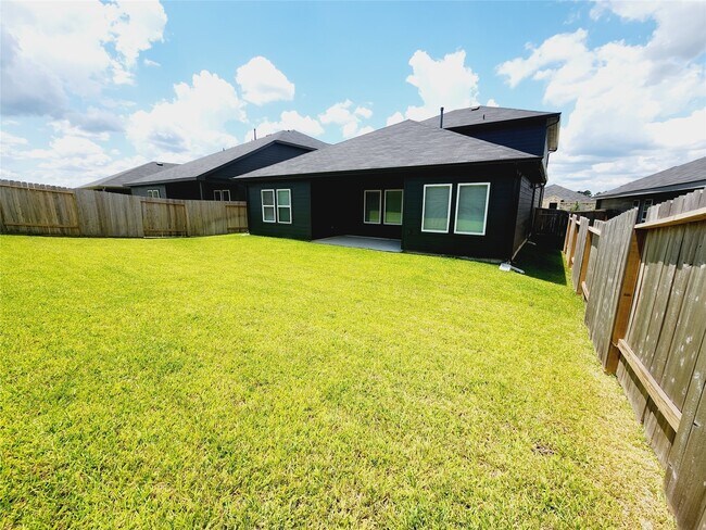 Building Photo - 40746 Rosemary Rain Ln