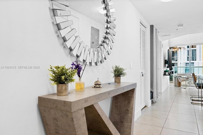 Building Photo - 41 SE 5th St