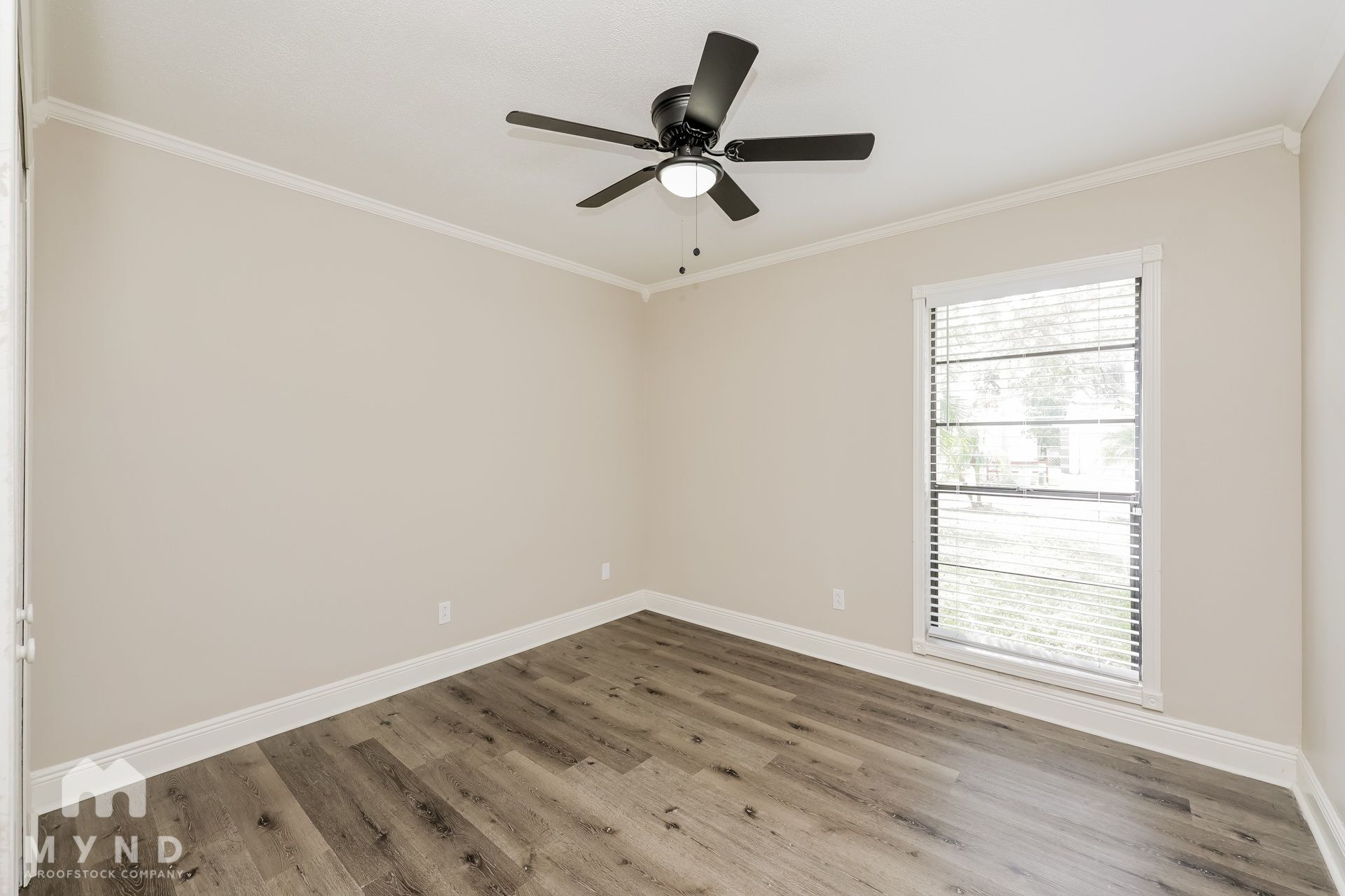 Building Photo - 6529 Seafairer Dr