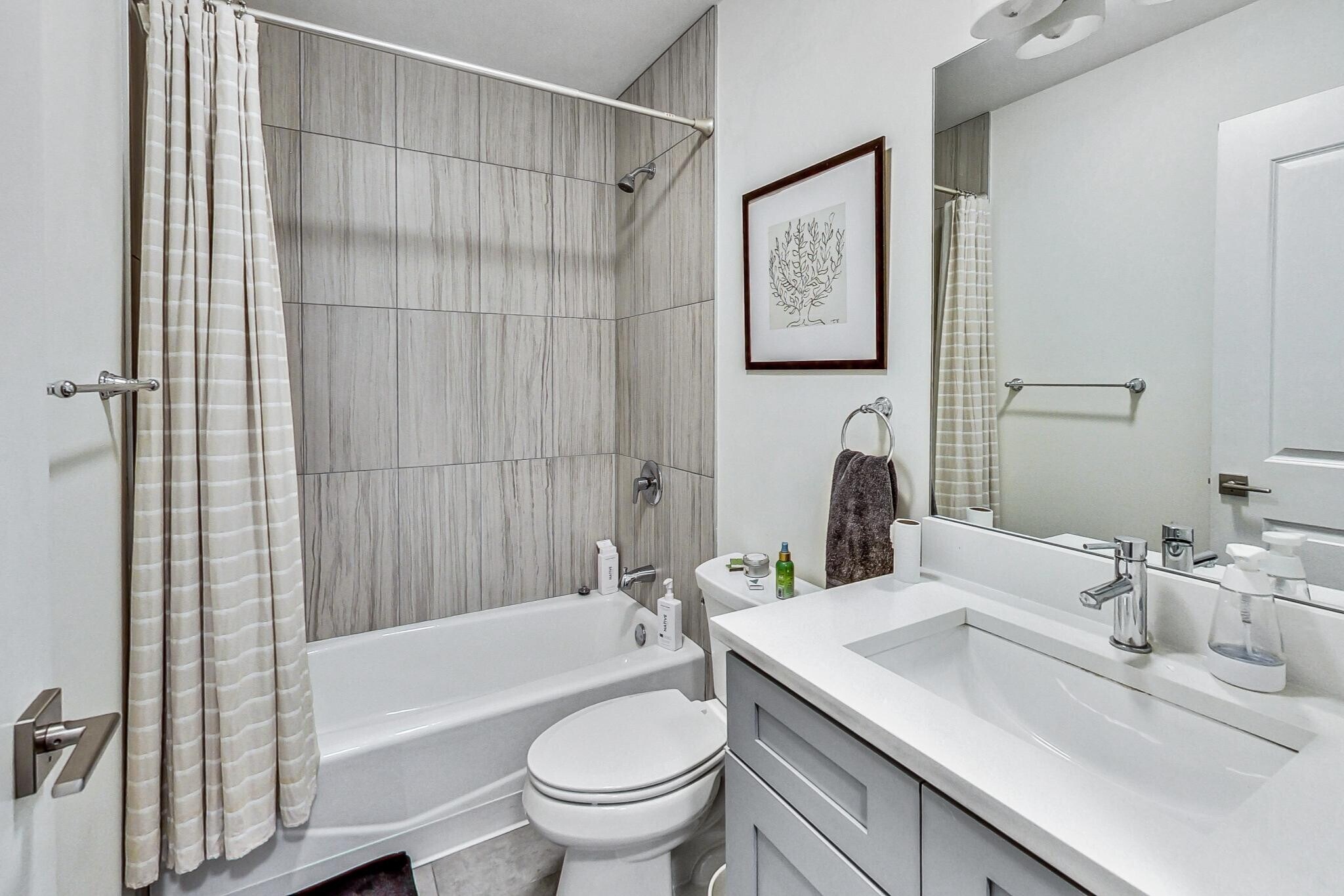 Building Photo - 3620 W Irving Park Rd