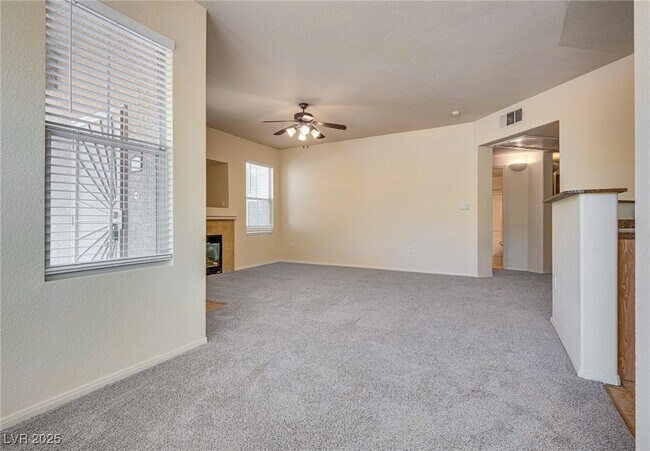 Building Photo - 10550 W Alexander Rd