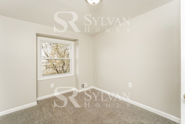 Building Photo - The Lifestyle You Deserve.
