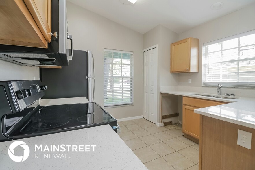Building Photo - 3207 Grand Pines Dr