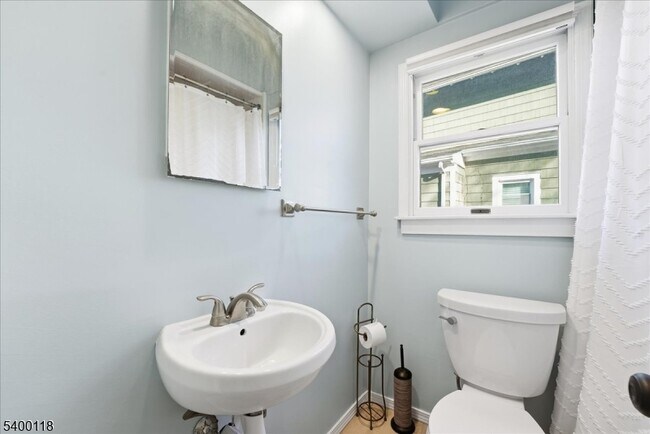 Building Photo - 30 Central Ave