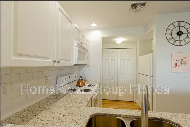 Building Photo - 4223 Liron Ave