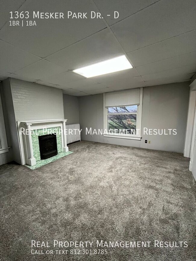 Building Photo - 1 Bedroom, 1 Bath Apartment Overlooking He...