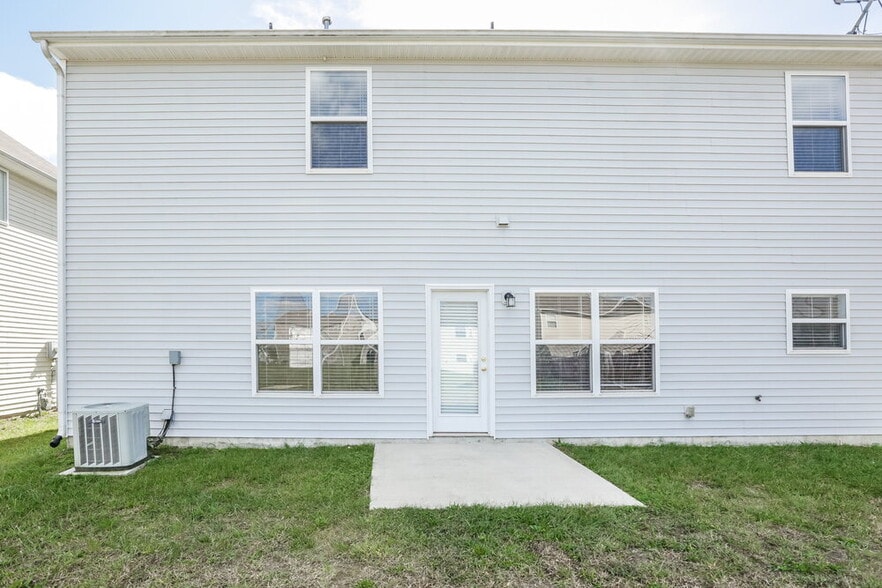 Building Photo - 4823 Sunburst Ln