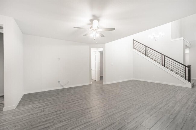Building Photo - 27028 Hidden Rock Ct