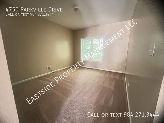 Building Photo - 4750 Parkville Dr