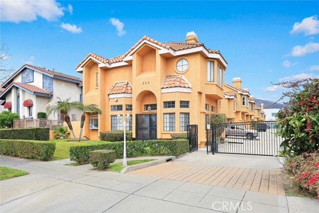 Building Photo - 319 California St